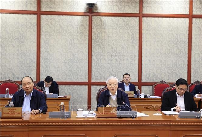 Party leader Nguyen Phu Trong chairs Politburo meeting  - ảnh 1