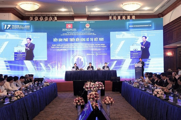 Forum analyzes Vietnam’s urbanization direction  - ảnh 1