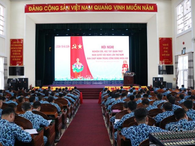 Submarine Brigade 189 studies Party Resolution  - ảnh 1