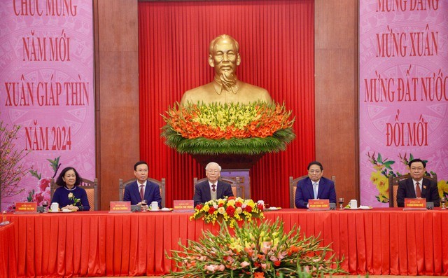 Party chief wishes national development cause to gain greater achievements  - ảnh 1