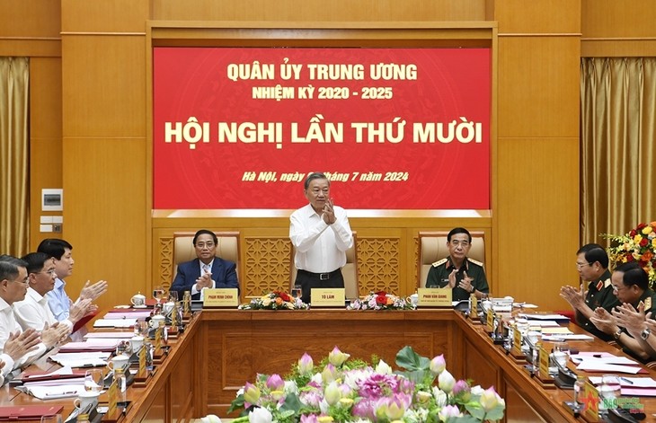 Party leader’s guidelines delivered at Central Military Commission meeting   - ảnh 1