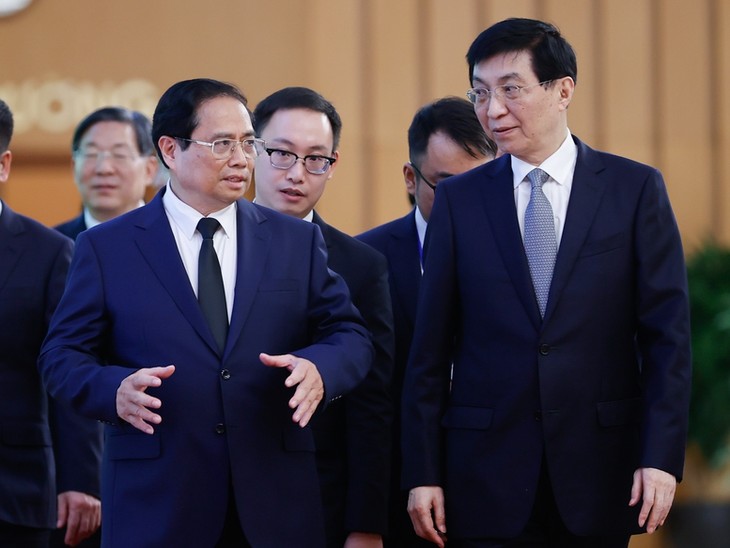 Prime Minister meets China's top political advisor in Hanoi - ảnh 1