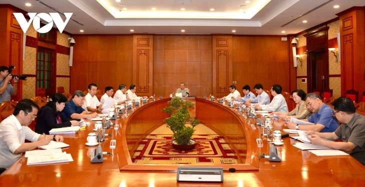 Top leader stresses importance of personnel preparation for Party Congress - ảnh 2