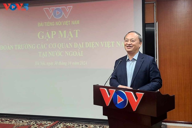 VOV, Vietnamese diplomatic agencies pledge further information cooperation  - ảnh 1