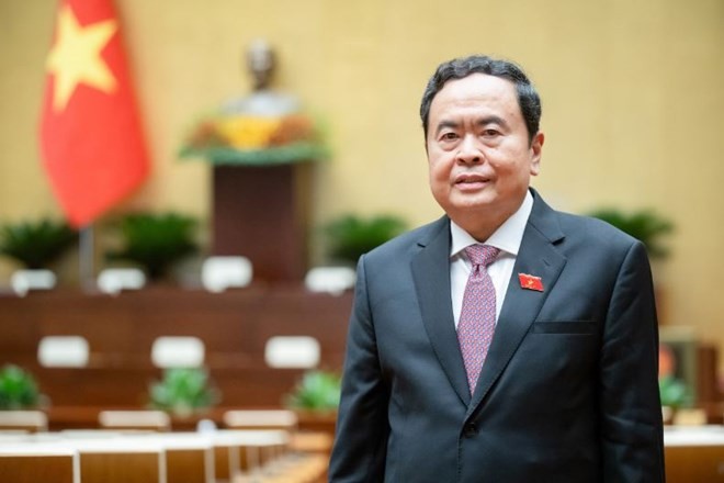 Top legislator heads to Cambodia for official visit, party and parliament conferences - ảnh 1