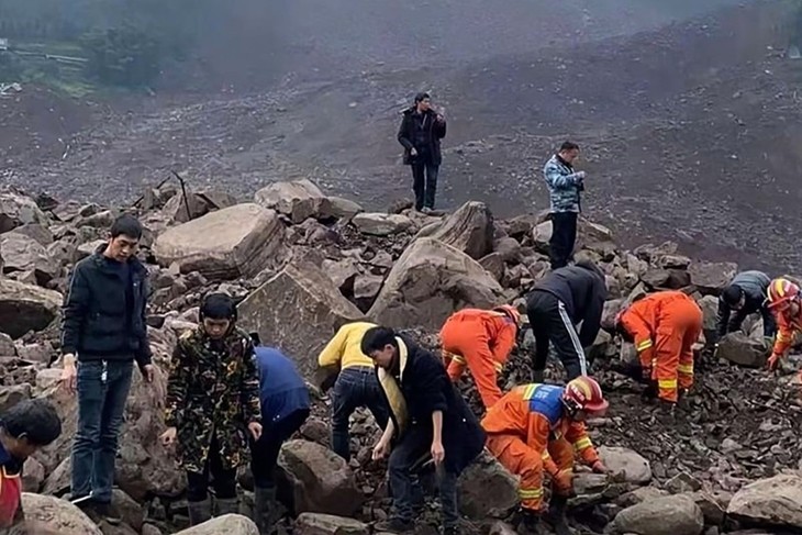 Landslide in China: 29 missing, rescue operations underway - ảnh 1