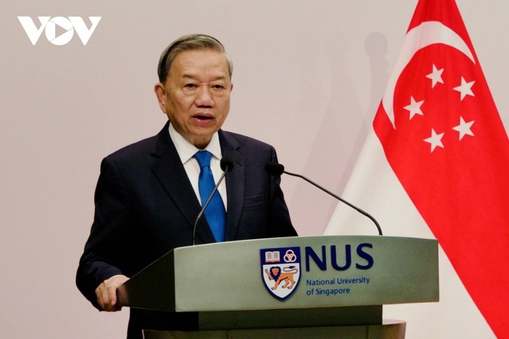 Party chief addresses National University of Singapore - ảnh 1