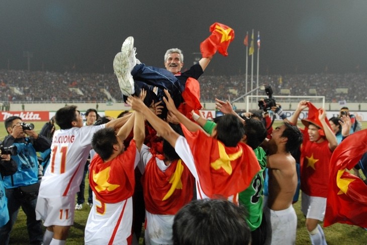 Vietnam football’s former coach elected Portuguese Coaches Association president  - ảnh 1