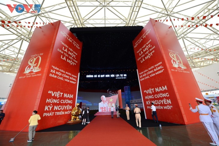 National Achievement Exhibition draws 6.5 million visitors - ảnh 1