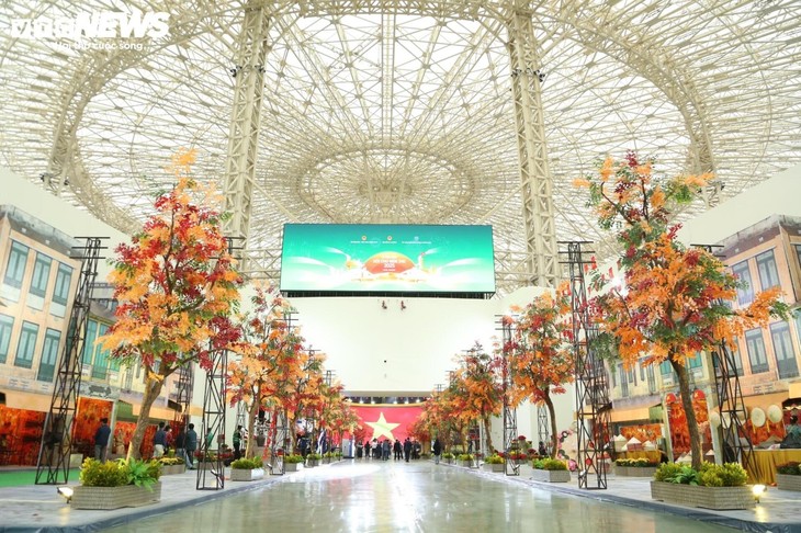 Autumn Fair opens with 3,000 booths of high-quality products, attractive promotions  - ảnh 1