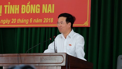 国会代表与选民接触 - ảnh 1