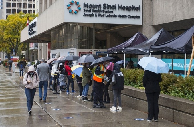 新冠肺炎疫情演变复杂 难以预料 - ảnh 1