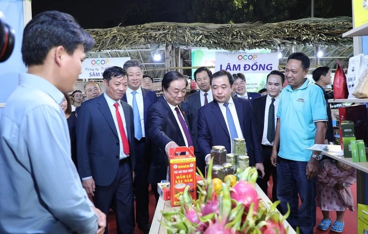 2025 베트남 OCOP 페스티벌 개최: 정수의 집중 및 전파 - ảnh 1