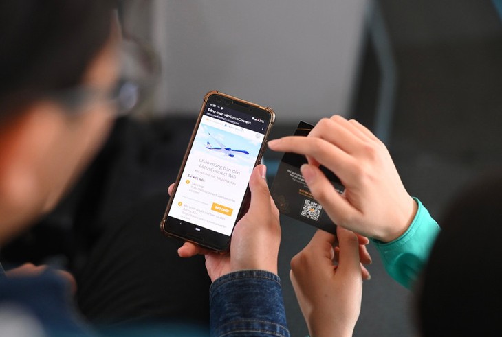 베트남항공, 기내 와이파이(Wi-Fi) 서비스 정식 상용화 개시 - ảnh 1