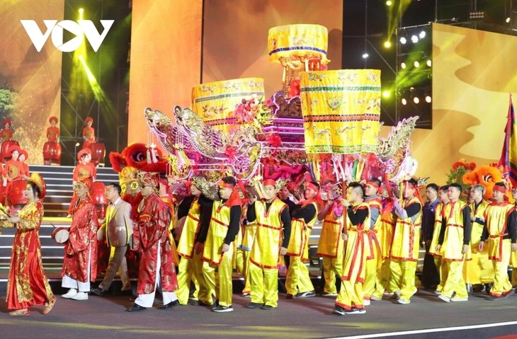 하이퐁 뜨르엉썸 축제, 박당 승리 1088주년의 역사적 의미 되새겨 - ảnh 1