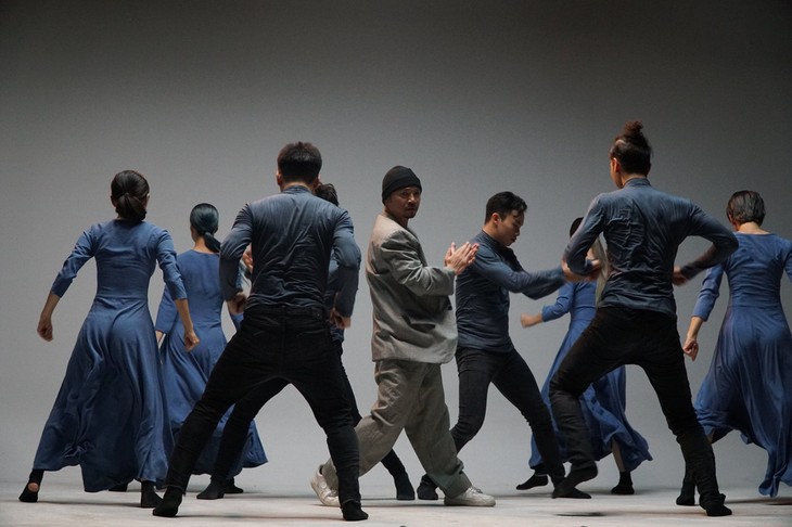 Ха Ле – талантливый рэпер-певец, исполняющий песни известного во Вьетнаме композитора Чинь Конг Шона - ảnh 3