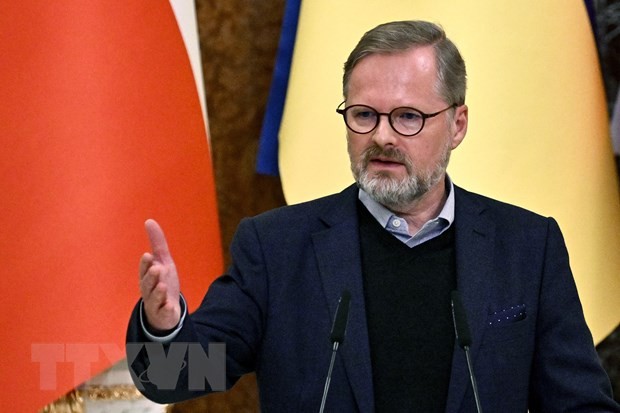 Ожидания чешских СМИ от результатов визита премьер-министра Петра Фиалы во Вьетнам - ảnh 1