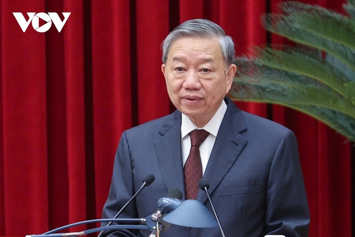 Торжественное открытие XI пленума ЦК КПВ XIII созыва - ảnh 1