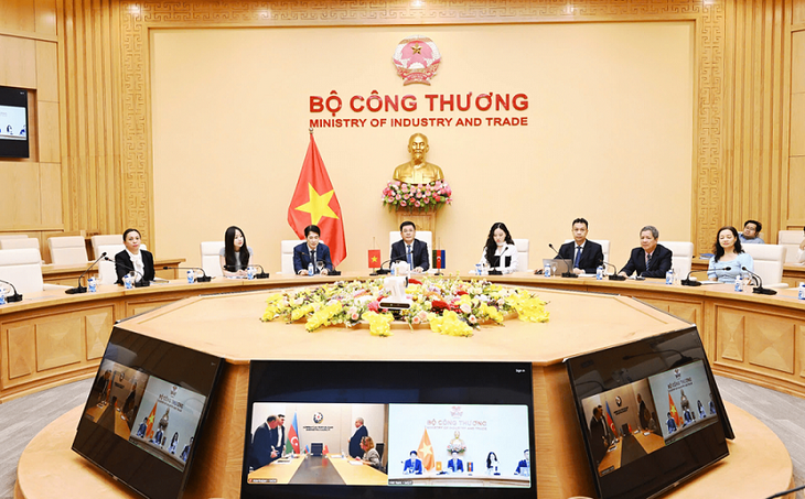 Вьетнам и Азербайджан расширяют потенциал сотрудничества в стратегически важных для будущего сферах - ảnh 1