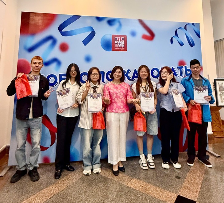 Народная дипломатия в отношениях Вьетнама и России: мост, соединяющий сердца двух народов - ảnh 10