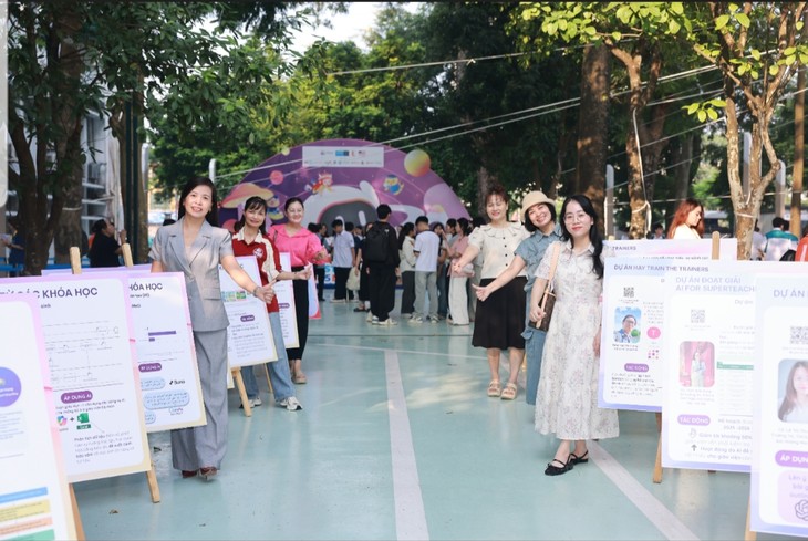 Фестиваль STEAMese 2025 способствует распространению искусственного интеллекта в сообществе - ảnh 1