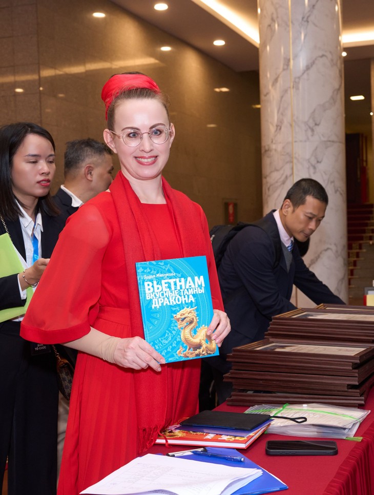 Дарья Мишукова: 30 лет во вьетнамоведении - ảnh 1