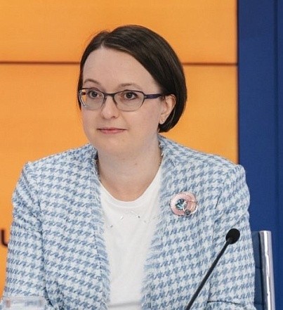 Вьетнамцы за рубежом и международные эксперты ожидают ускорения развития Вьетнама после XIV съезда КПВ - ảnh 4