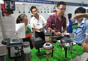 Enertec Expo 2012 gets underway in HCM City - ảnh 1