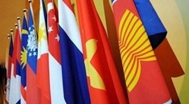 Prime Minister attends ASEAN Summit - ảnh 1