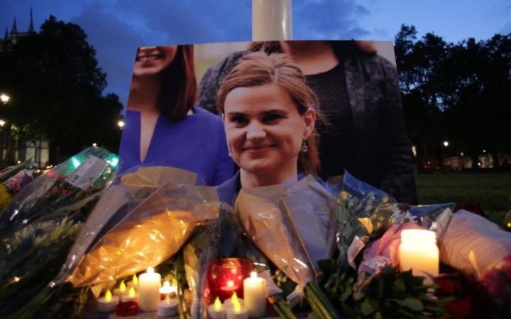 UK accuses Thomas Mair of murdering MP Jo Cox - ảnh 1