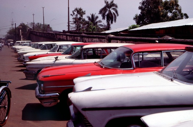 Interesting photos showcase Saigon traffic in 1989 - ảnh 3