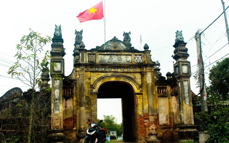 Traditional Tet rural market offers festive vibes - ảnh 3