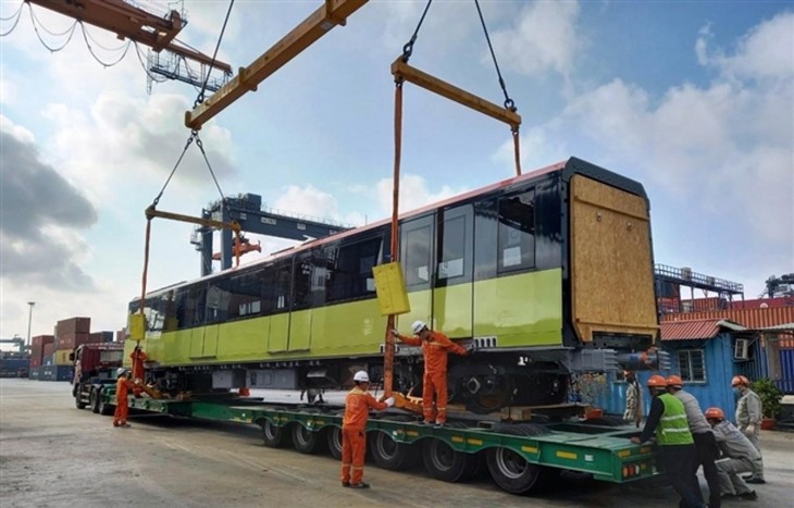 Third train of Hanoi metro line arrives in Vietnam - ảnh 3