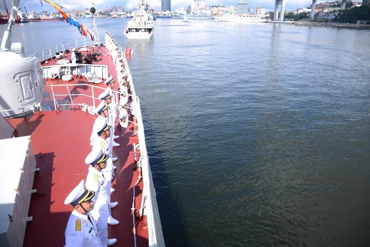 Vietnamese Navy Gepard frigates join military parade in Russia - ảnh 2