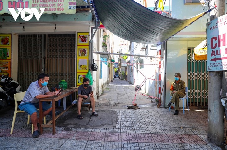 Da Nang pilots to use drones to monitor people to “stay where they are” - ảnh 8