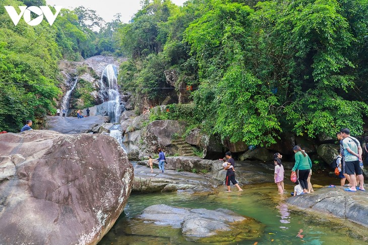 Chuỗi sự kiện văn hóa, du lịch rộn ràng “từ rừng xuống biển” tại Quảng Ninh - ảnh 9