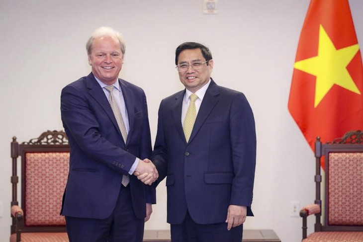 PM Chinh’s bilateral meetings in US in the spotlight - ảnh 9