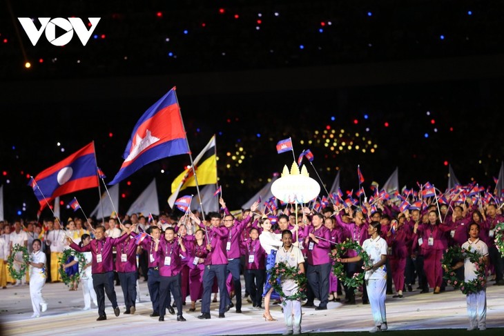 Lễ khai mạc SEA Games 32: “Thể thao - Sống trong hòa bình“ - ảnh 11