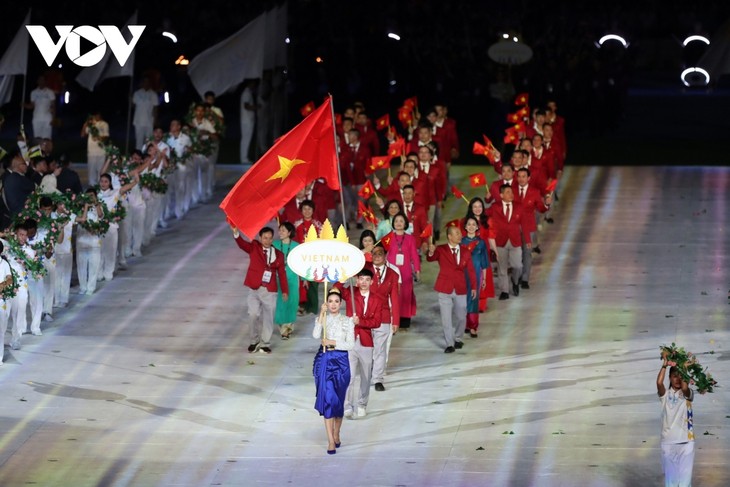 Lễ khai mạc SEA Games 32: “Thể thao - Sống trong hòa bình“ - ảnh 12