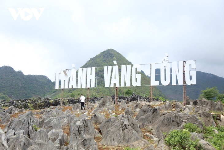 Cuộc sống bình yên trên cao nguyên đá Tủa Chùa - ảnh 10