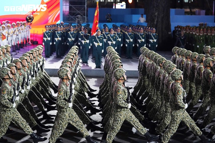 Sơ duyệt diễu binh lịch sử: Quân đội Trung Quốc, Lào, Campuchia lần đầu sát cánh cùng Việt Nam - ảnh 16