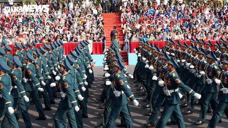 Toàn cảnh lễ diễu binh uy nghiêm, hùng tráng mừng đại lễ 30/4 - ảnh 29