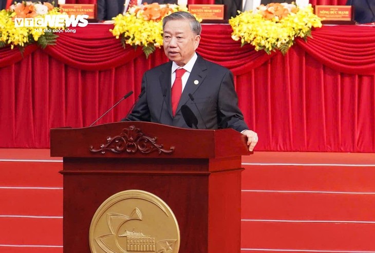 Toàn cảnh lễ diễu binh uy nghiêm, hùng tráng mừng đại lễ 30/4 - ảnh 5