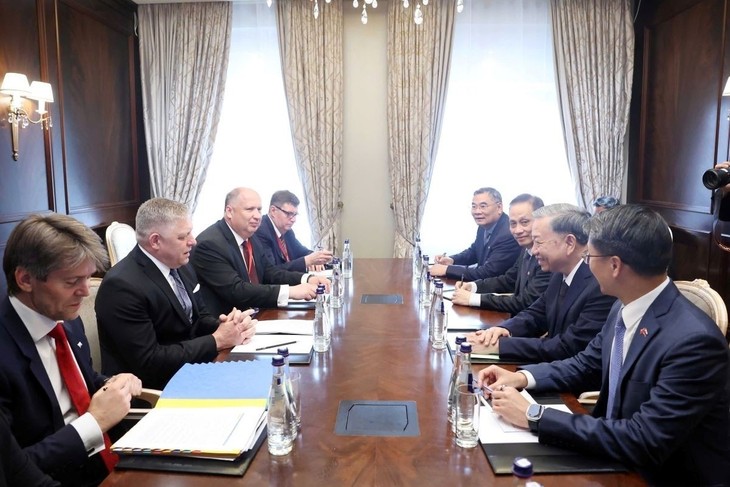 Toàn cảnh chuyến thăm chính thức LB Nga của Tổng Bí thư Tô Lâm và Phu nhân - ảnh 7