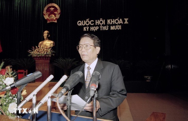 Nguyên Chủ tịch nước Trần Đức Lương - nhà lãnh đạo hết lòng phục vụ sự nghiệp cách mạng - ảnh 18