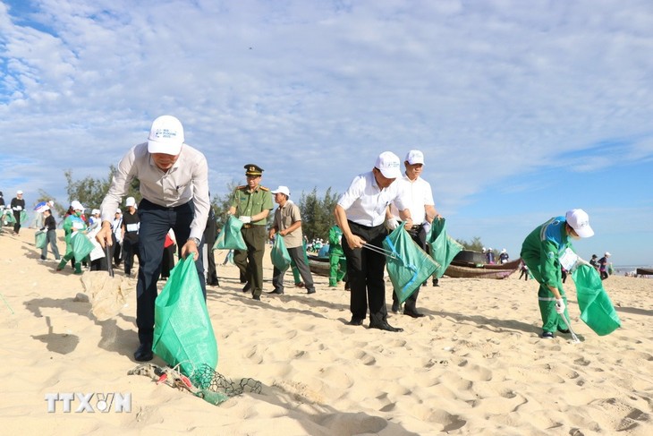 Tinh thần “sống xanh” lan tỏa mạnh mẽ khắp Việt Nam  - ảnh 11