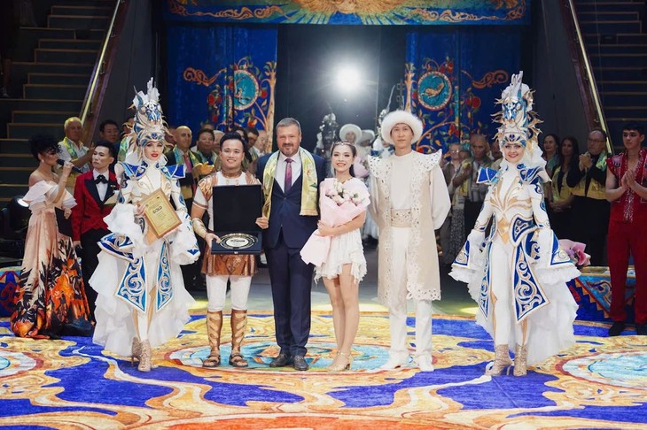 Các sự kiện văn hoá nổi bật trong tuần qua ảnh - ảnh 13