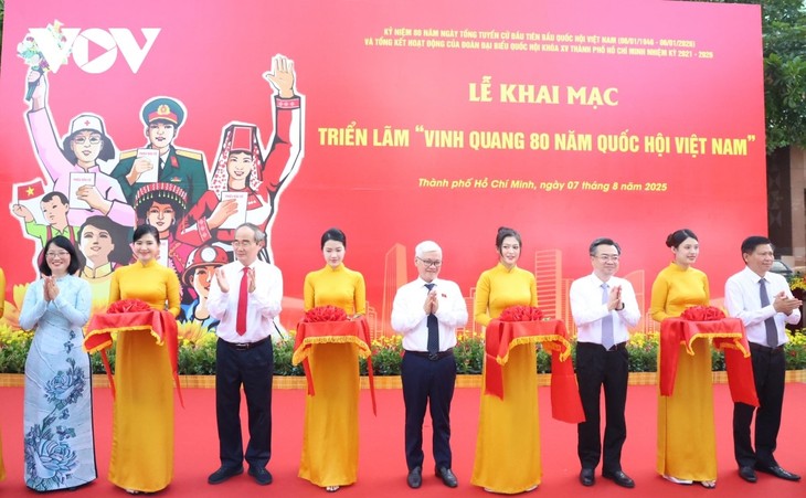 Các sự kiện văn hoá nổi bật trong tuần qua ảnh - ảnh 1