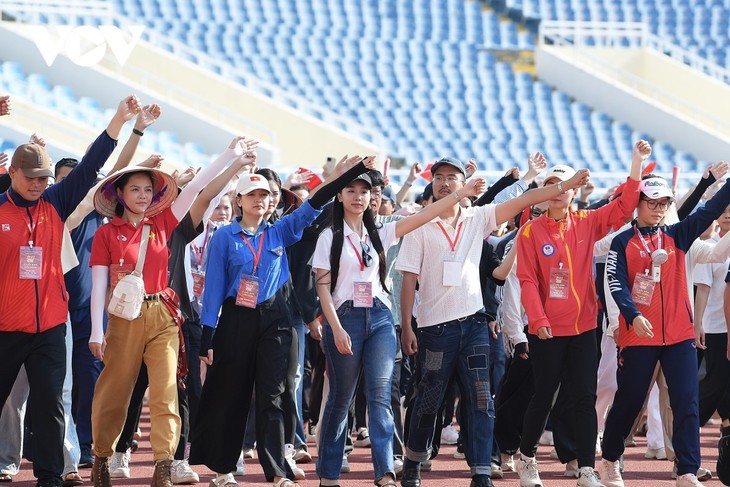 13 khối nghệ thuật, quần chúng hợp luyện diễu binh, diễu hành trên SVĐ Mỹ Đình - ảnh 11