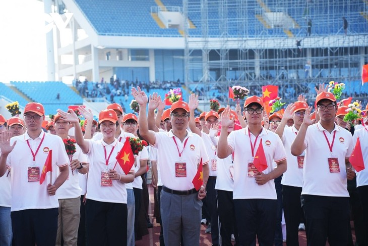 13 khối nghệ thuật, quần chúng hợp luyện diễu binh, diễu hành trên SVĐ Mỹ Đình - ảnh 15